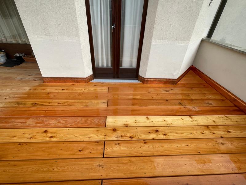 Deckstreifen am Übergang zur Terrassentür